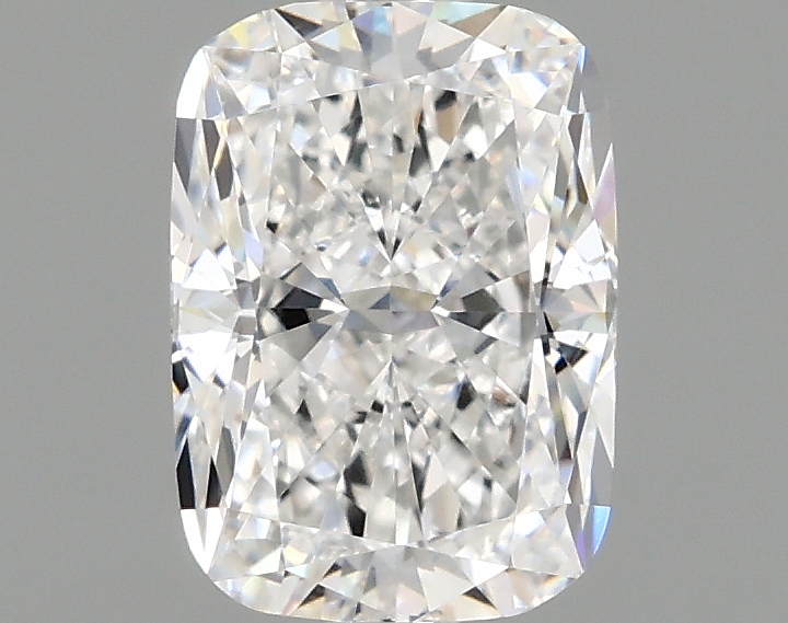 5.04ct Cushion F VVS2 IGI-certified lab-grown diamond